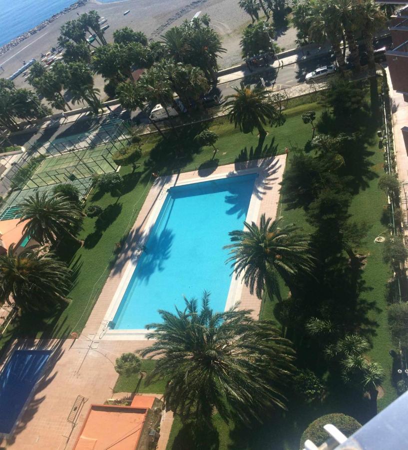 Apartamento Las Gondolas Playa Alojamientos Vistamar Almuñécar Εξωτερικό φωτογραφία